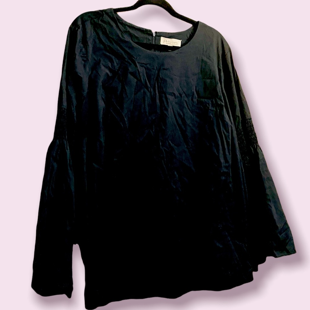 Black bell sleeve top from Philosophy size 3X